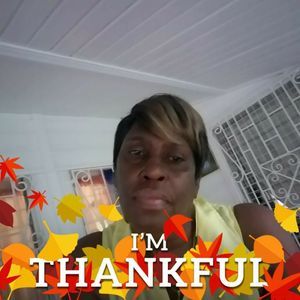 Meet your Posher, Lorrina